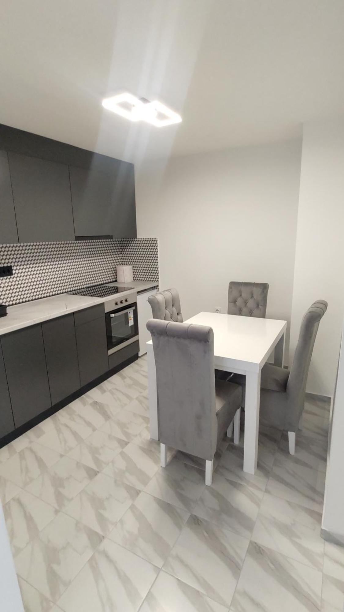 Apartman Big 2 Novi Sad Esterno foto